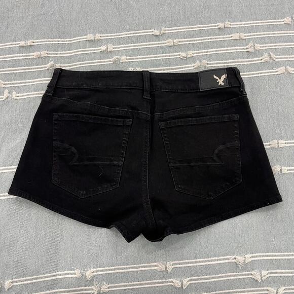American Eagle Junior's 4 Hi-Rise Shortie Black Denim Shorts - Picture 2 of 5